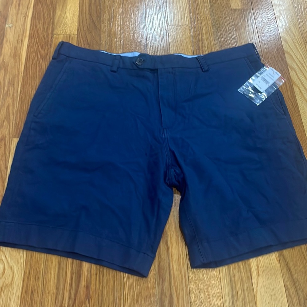 👉🏽NWT brooks brothers Bermuda shorts